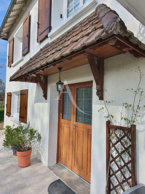 Maison à NOYERS-SUR-CHER