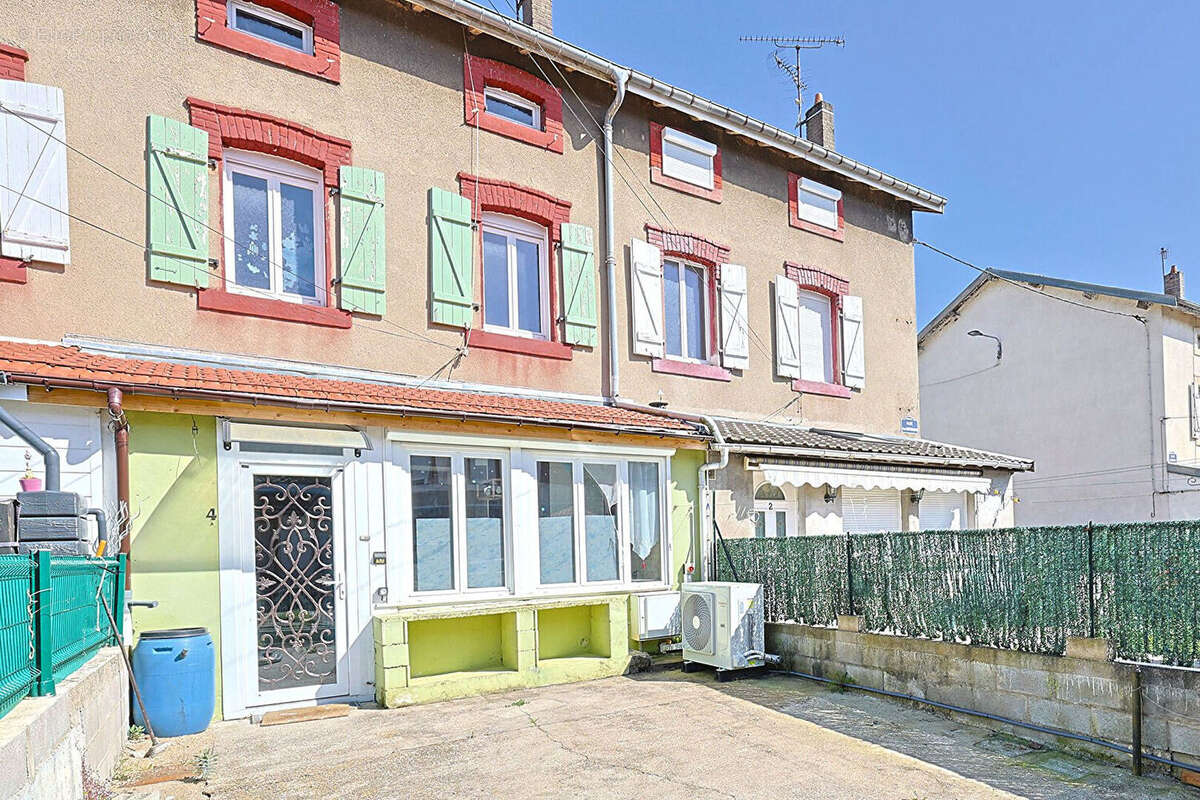 Appartement à POMPEY