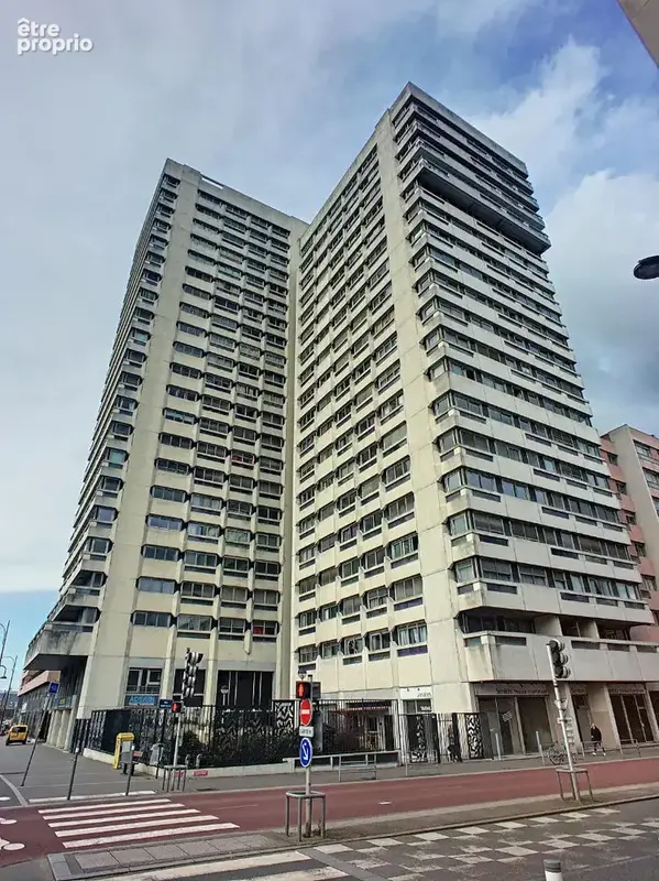 Emplacement de parking- résidence FRONT DE SEINE - photo 1