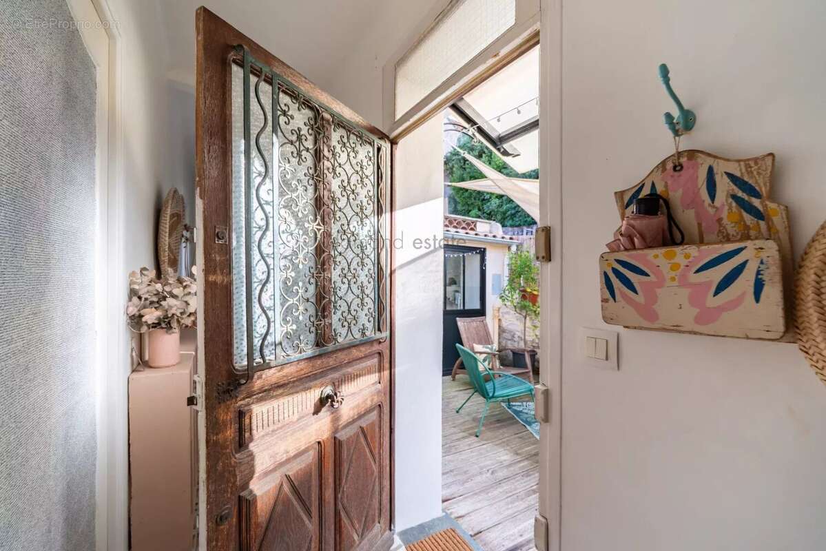 Appartement à CANNES