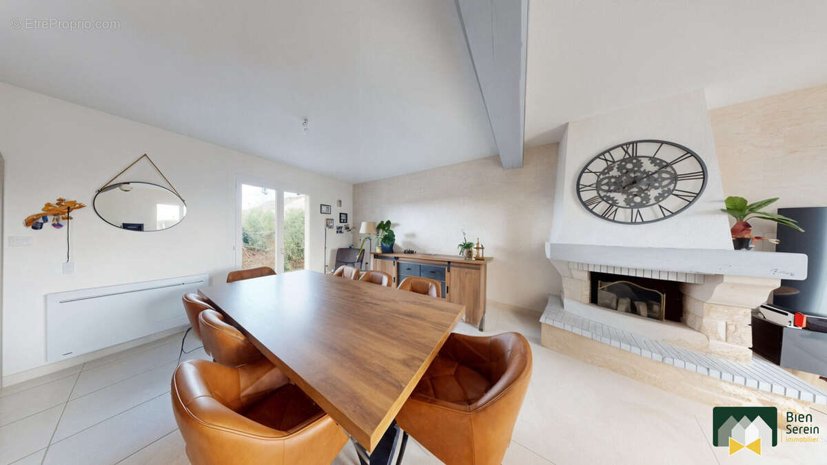 salle à manger  - Maison à CLEVILLIERS