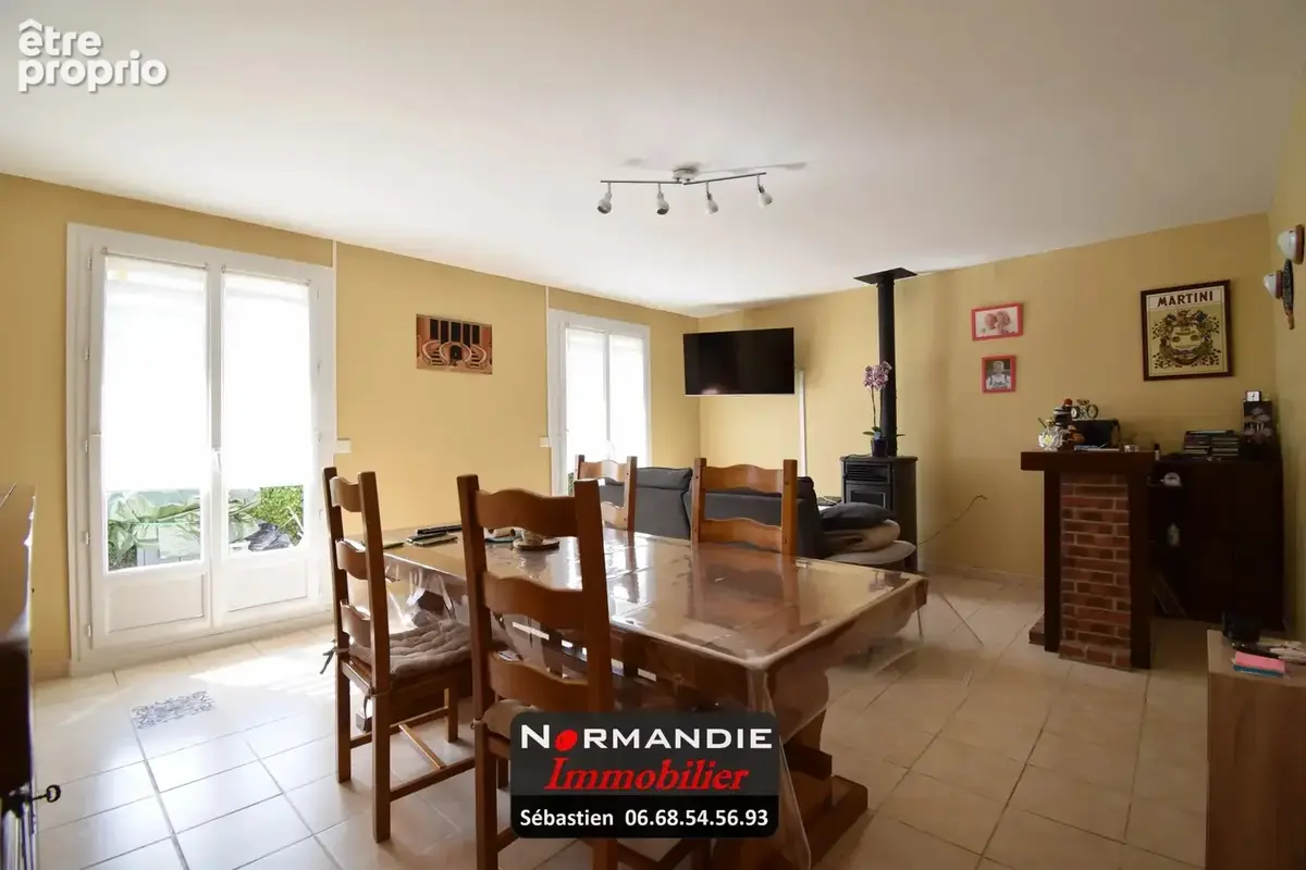  st arnoult – maison  de plain-pied – 3 chambres –– terrain 400 m² - photo 2