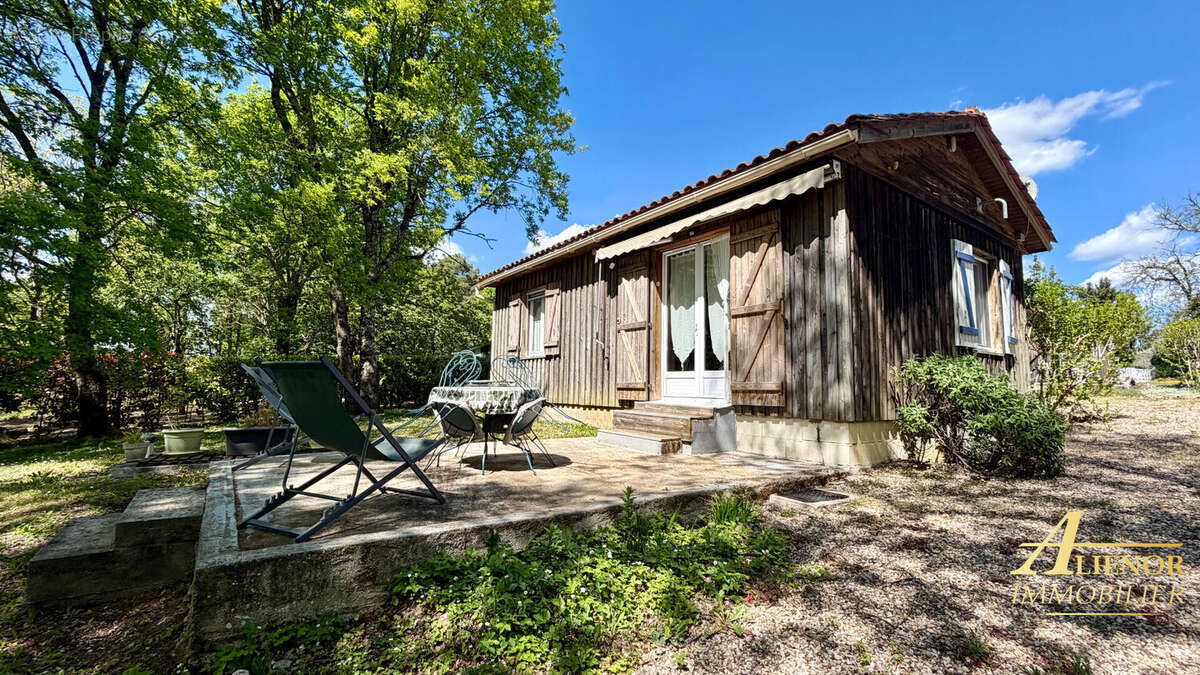 Maison de 4 chambres et 2 gîtes à Lisle - photo 14