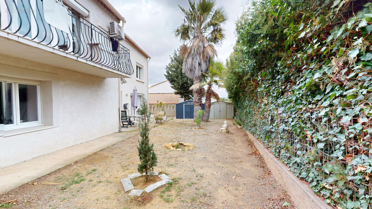 Maison à SALLES-D'AUDE