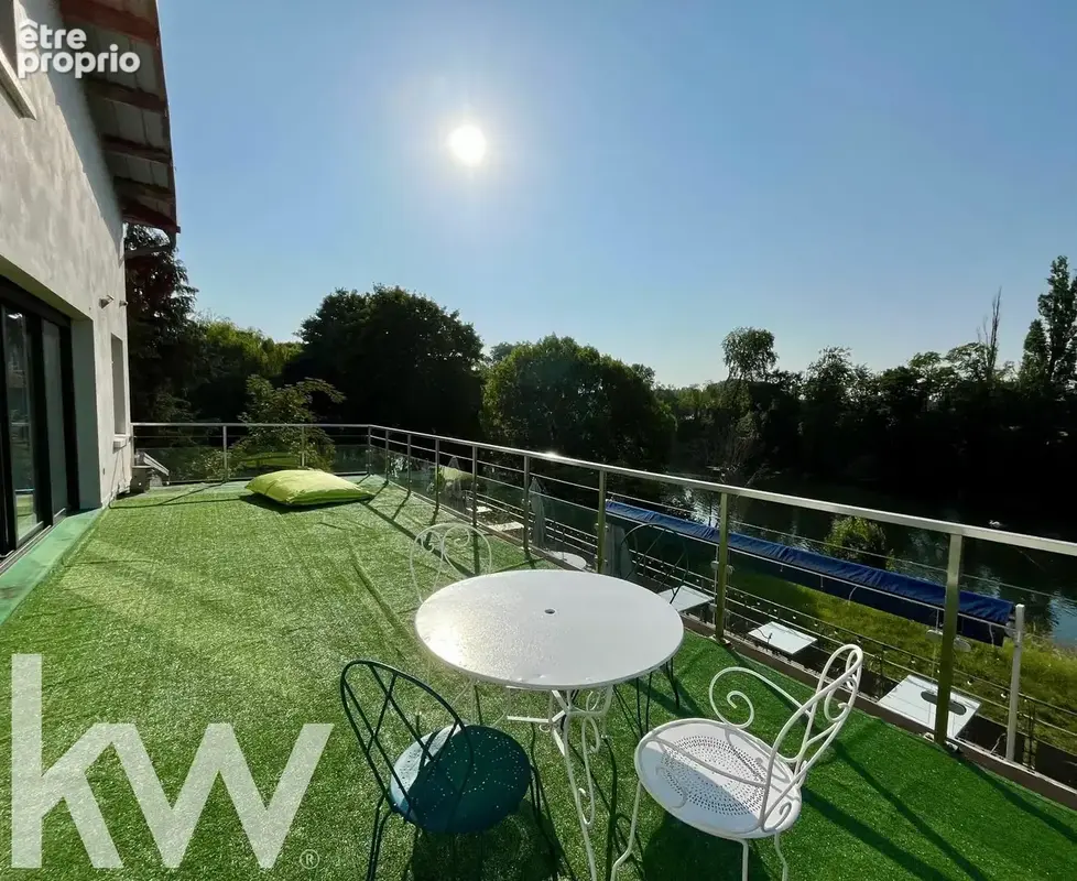 Appartement 153 m² à Saint-Hilaire-Saint-Mesmin  - photo 2