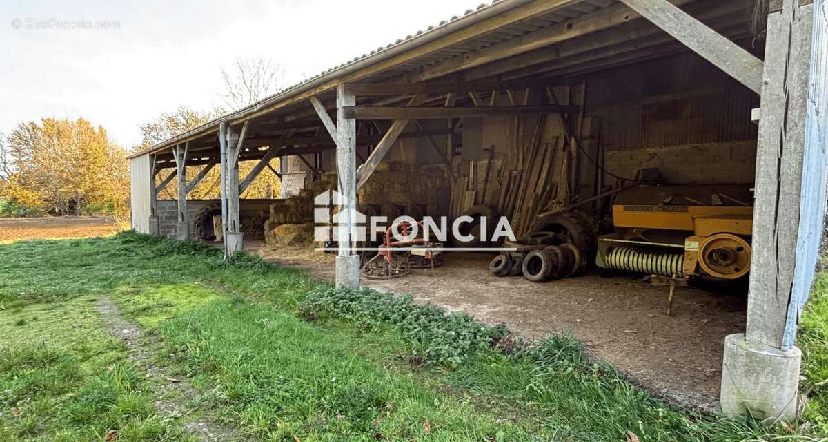 Maison à FRESNAY-SUR-SARTHE