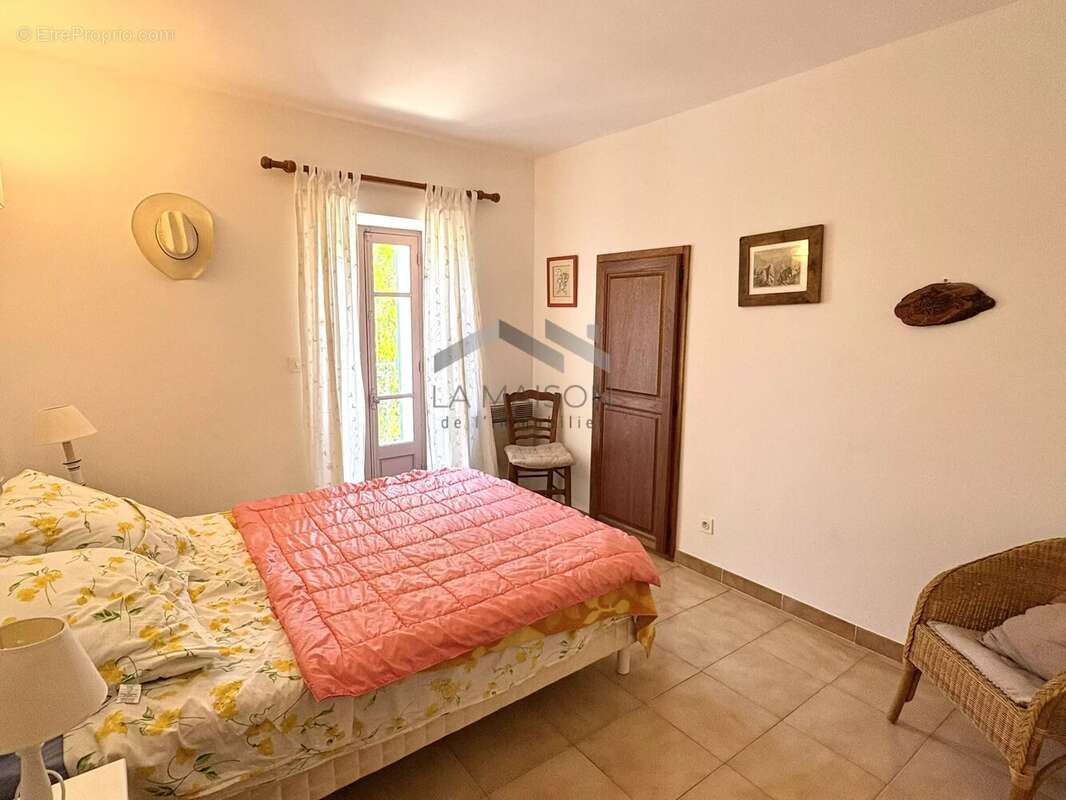 Maison de village en pierre à vendre à Muratello - photo 9