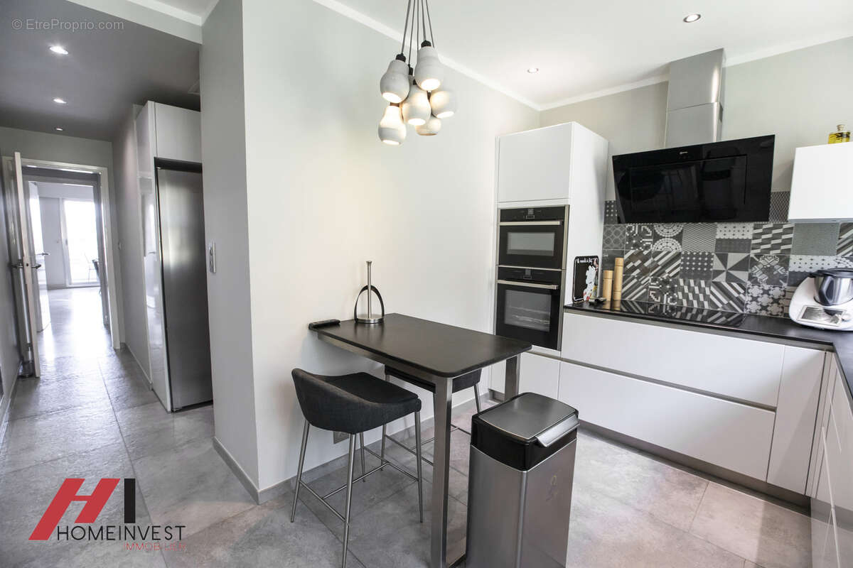 Pure merveille pour ce t5 cadenelle de 200m2 13008 - photo 12