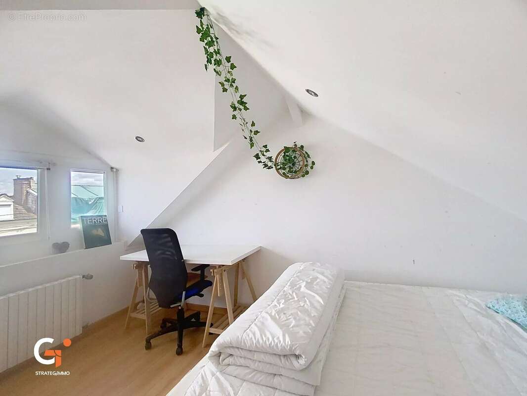 ELBEUF - Maison 135 m²  sur 223 m² Terrain - photo 12