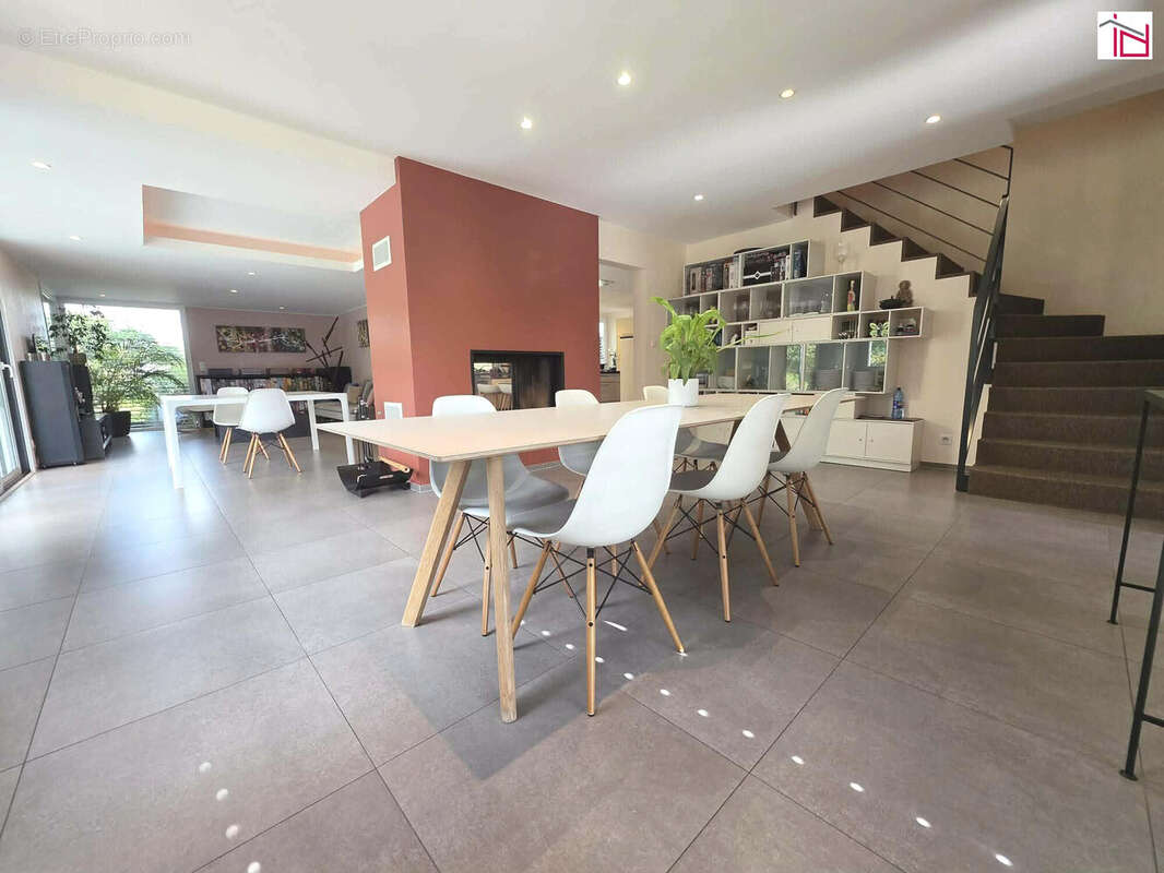 Maison 250 m² à Kembs  - photo 7