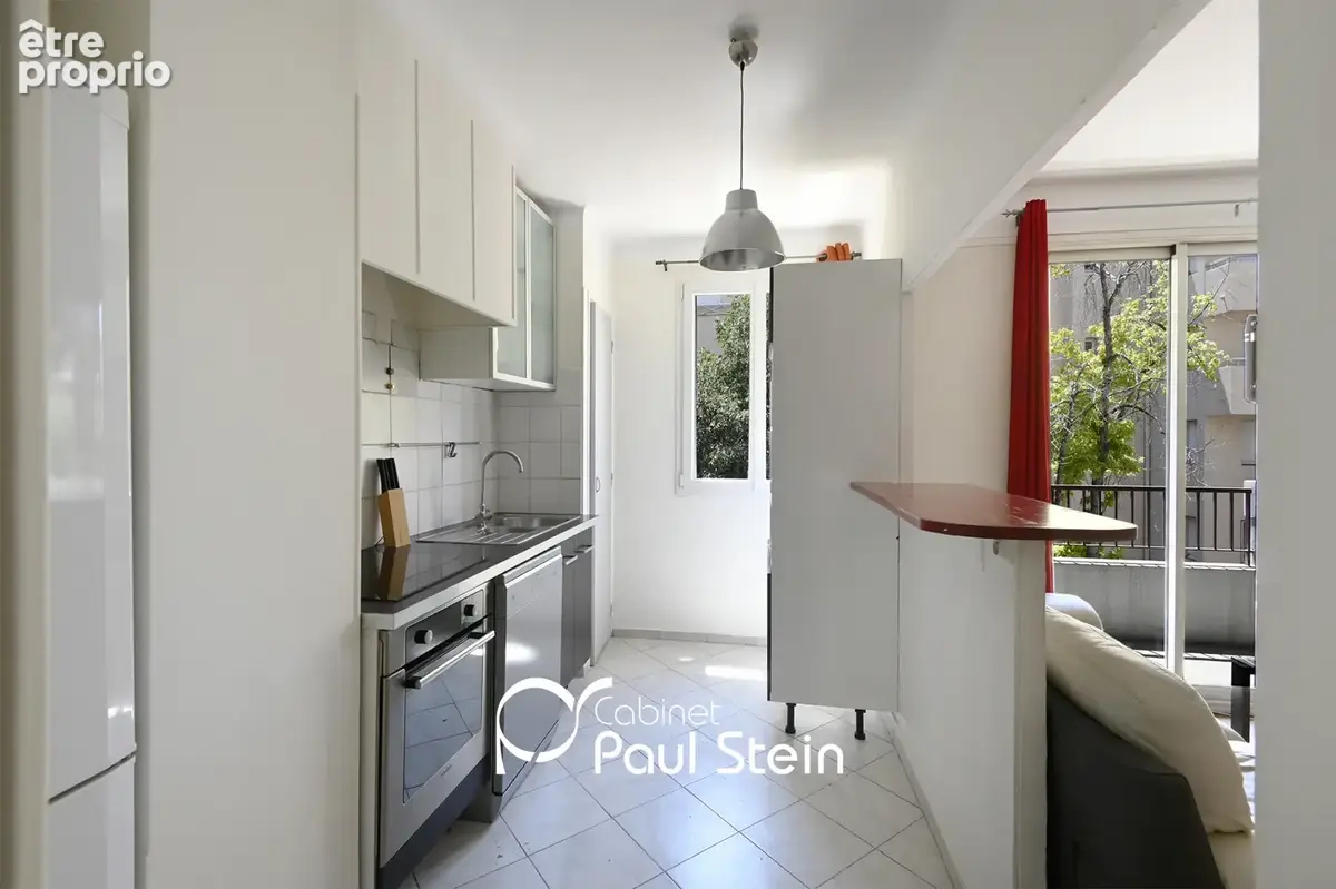 Rouet / Castellane   T3 traversant de 62 m2 avec balcon et cave - photo 3