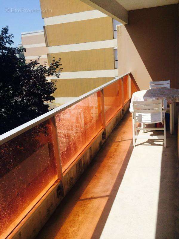 Appartement à SAINT-JEAN-DE-BRAYE