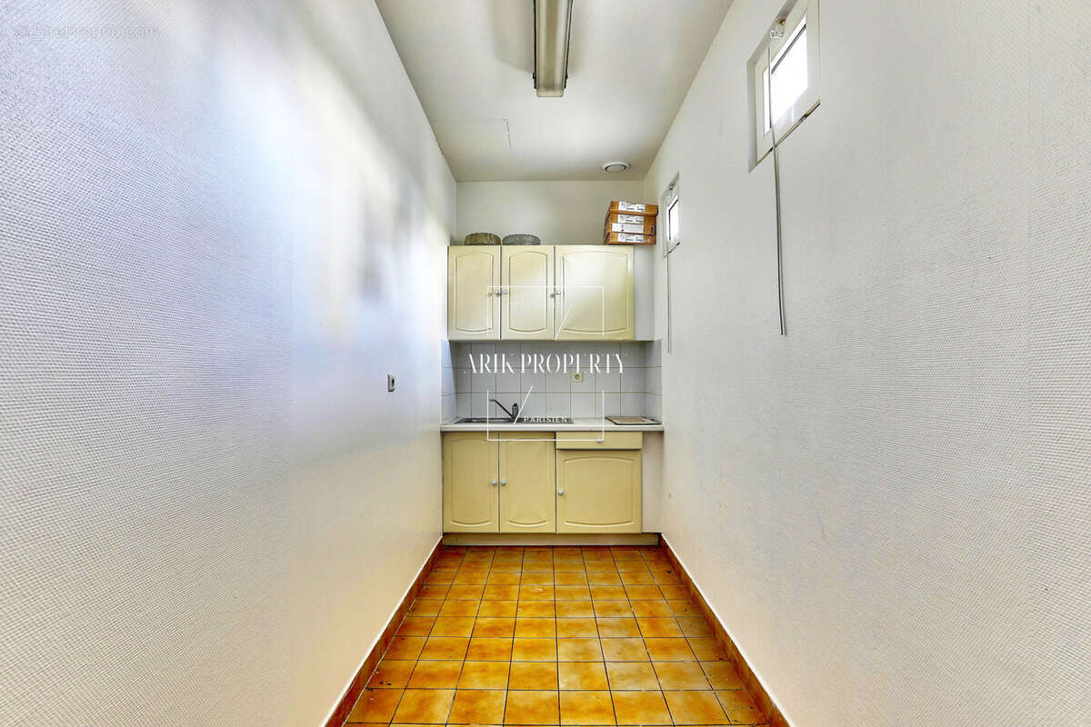 Appartement à CHARENTON-LE-PONT