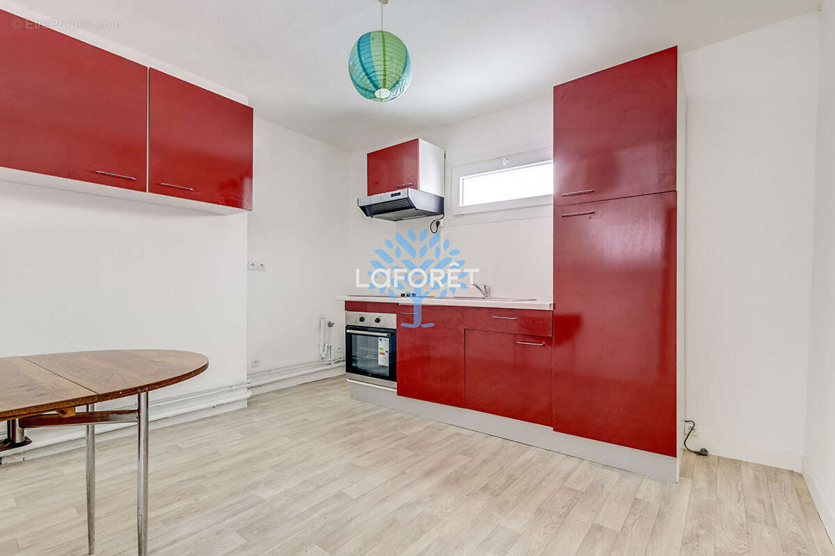 Appartement à PARIS-11E