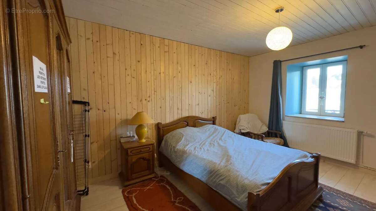 Maison à SAINT-AGREVE