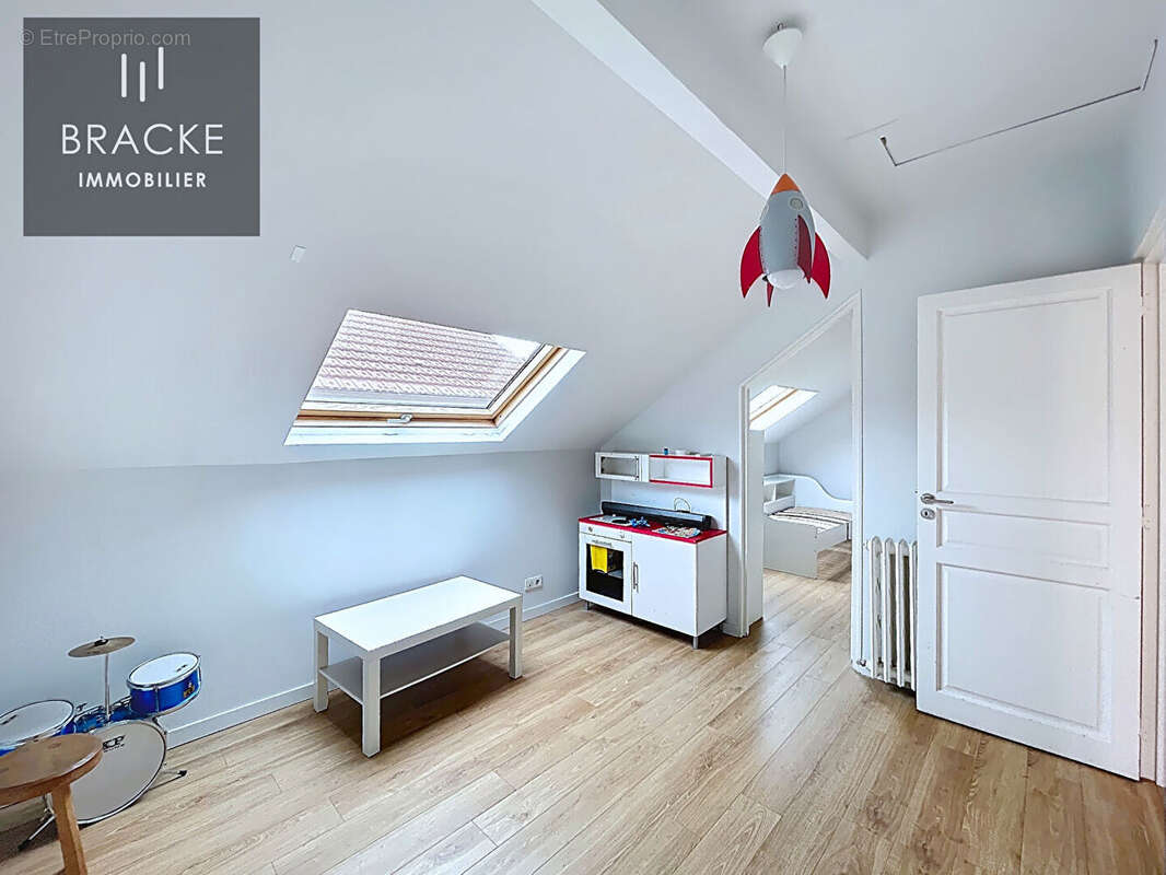 Maison à LA GARENNE-COLOMBES