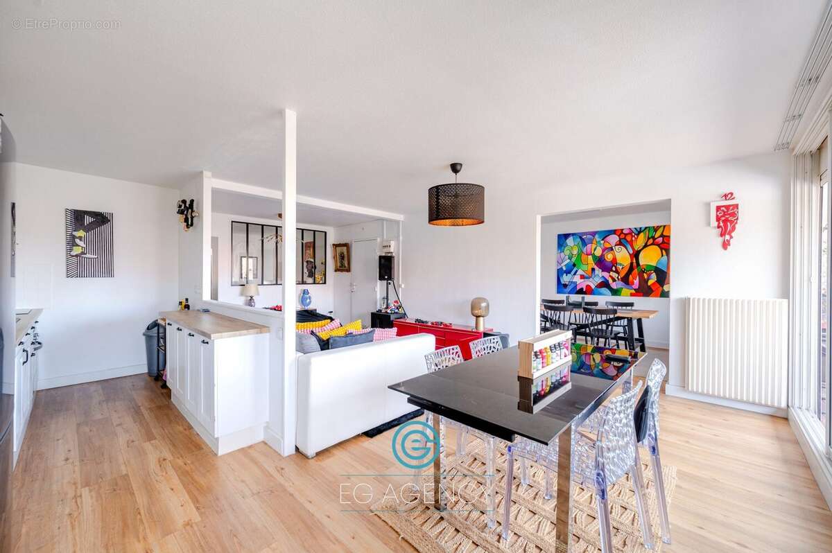 Appartement à MARSEILLE-16E