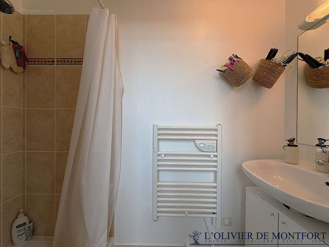 Appartement à HOUDAN