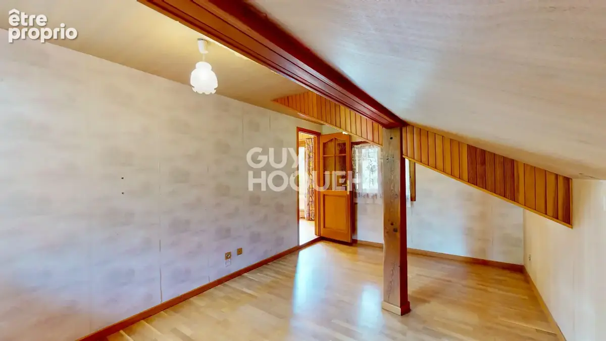 Maison Faverges (Favergettes) - Grand jardin  - Deux garages - photo 8