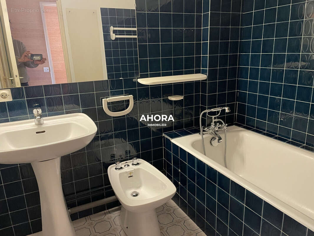 Appartement à MARSEILLE-8E