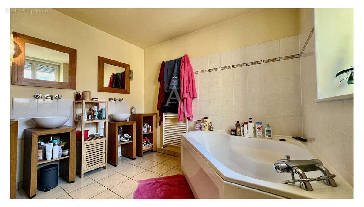 Appartement à GOLBEY