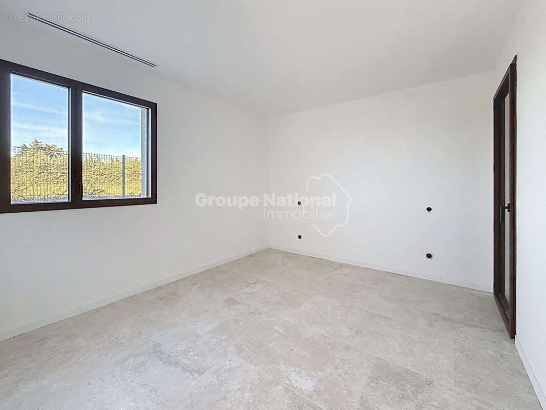 Appartement à TAILLADES