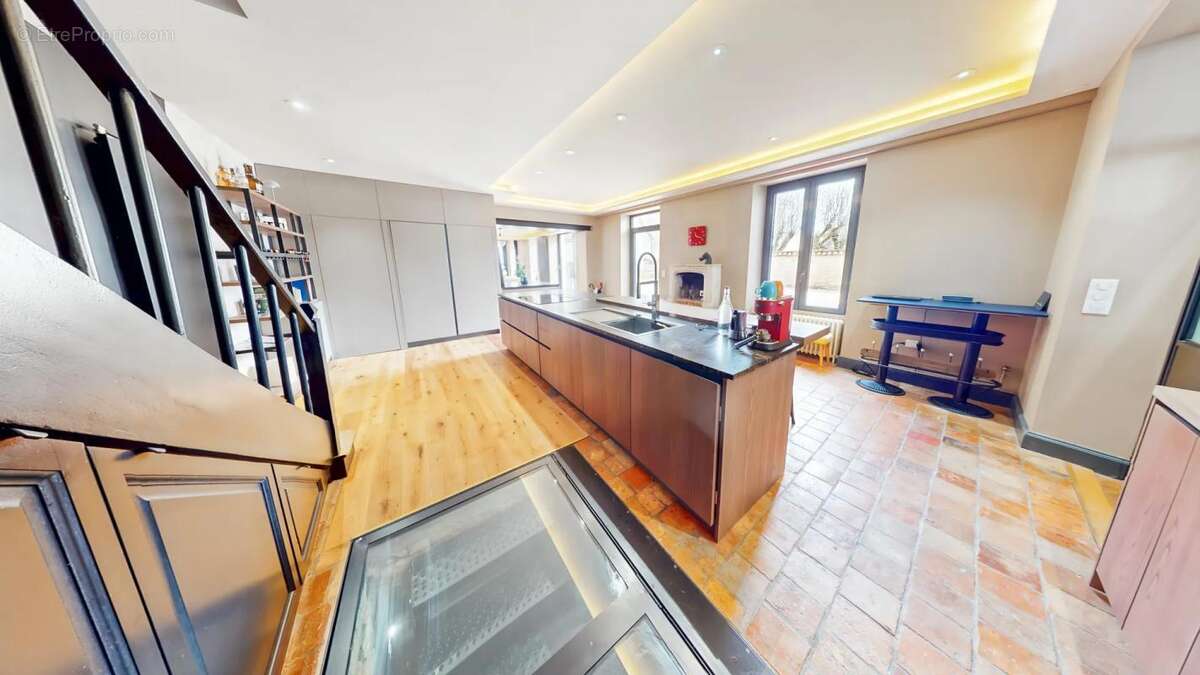 Maison à NEUVILLE-DE-POITOU