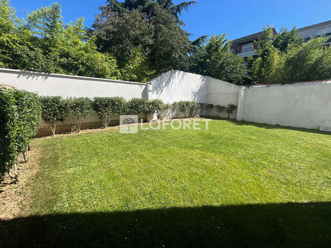 Appartement Villemomble 3 pièce(s) 66 m2 - photo 2