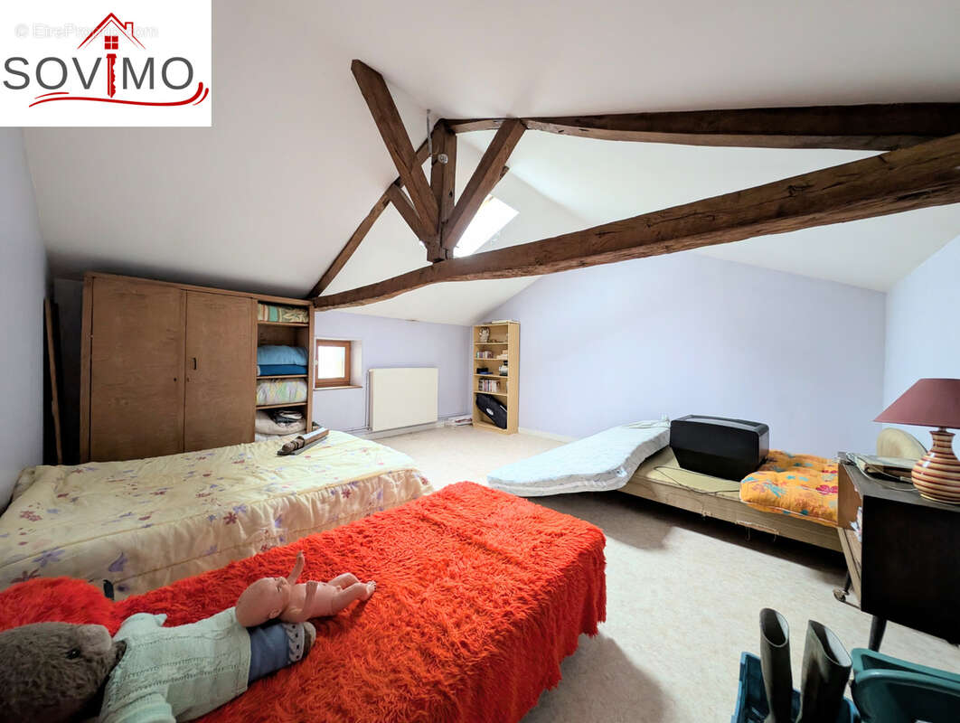 Maison à AVAILLES-LIMOUZINE