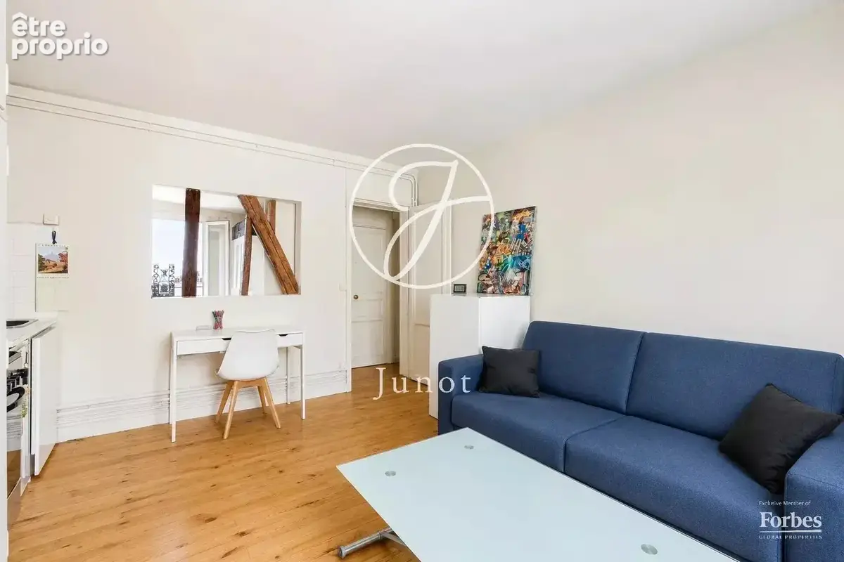Paris 18e - MONTMARTRE / ABBESSES - Appartement à vendre - 2 pièces - 29,86m² Carrez et 30.04m² au sol - 1 Chambre. - photo 5