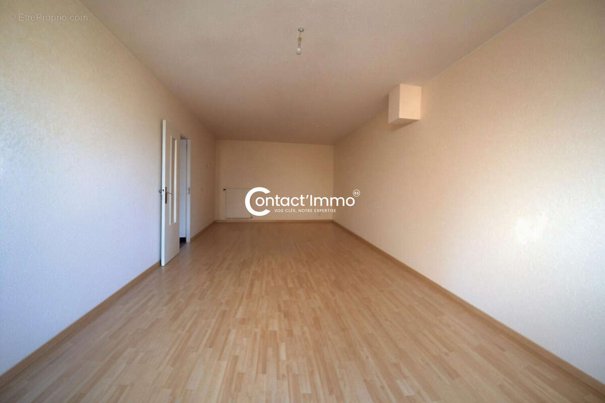 Maison à CHATEAUGAY