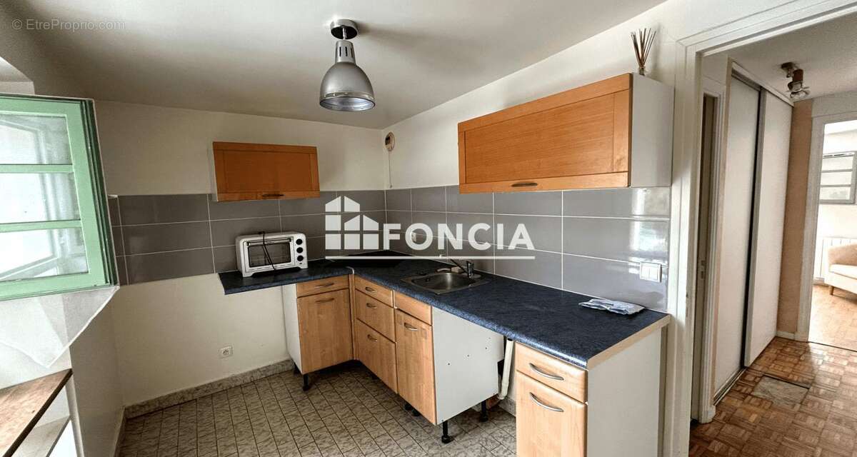 Appartement à BRIE-COMTE-ROBERT