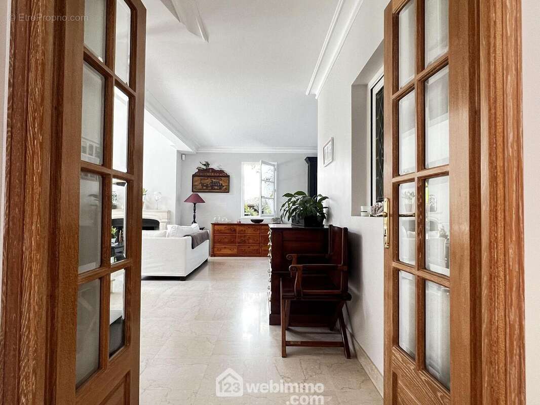 Maison 190 m² à Thiais  - photo 24