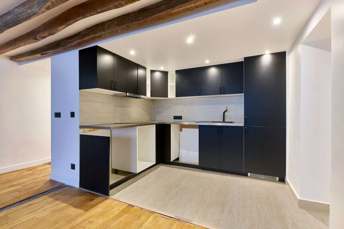 Appartement à PARIS-2E