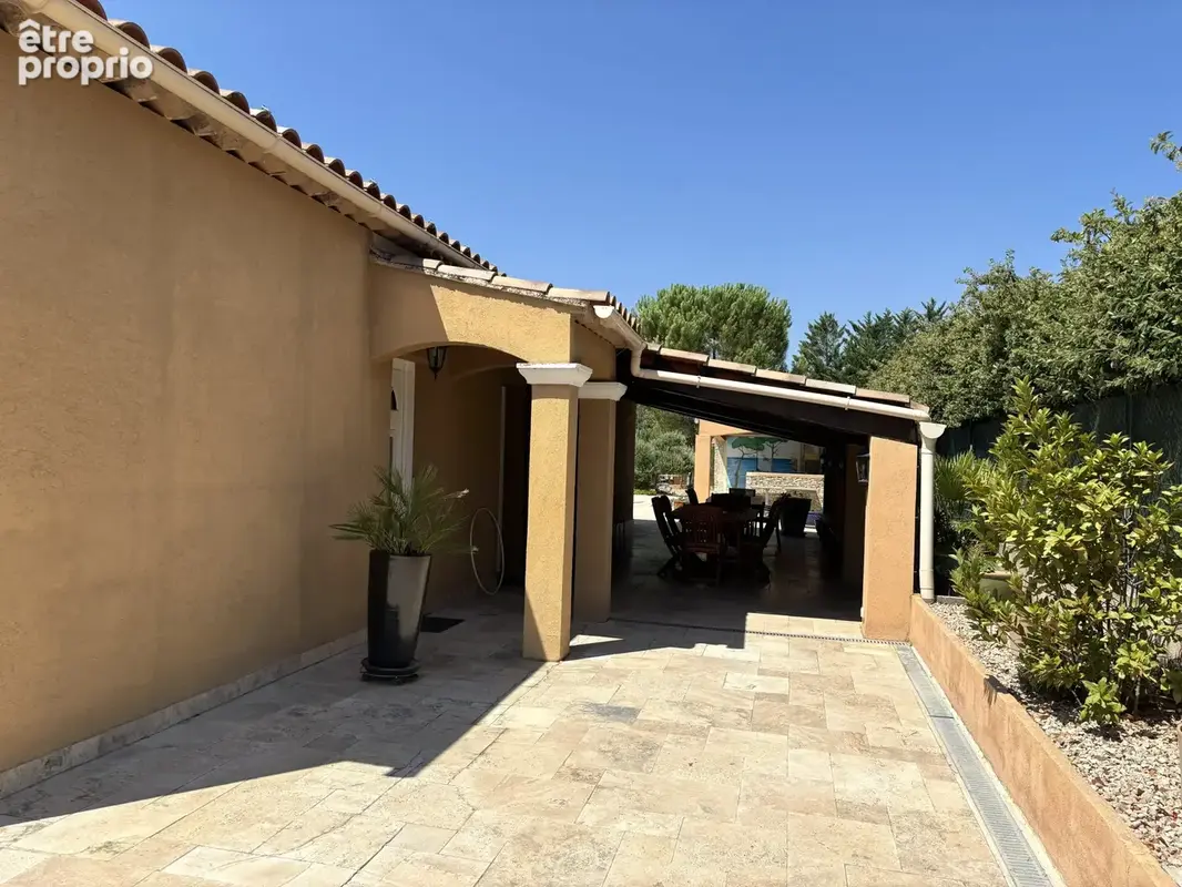 Propriété d’exception avec piscine et dépendances à Tavernes - photo 27