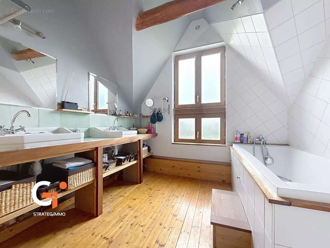 Maison à LYONS-LA-FORET