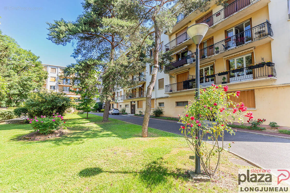 Appartement à LONGJUMEAU