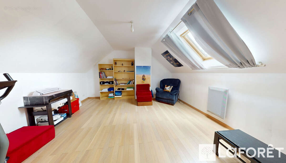 a vendre, maison, Saint Julien Les Villas, jardin, garage - photo 8
