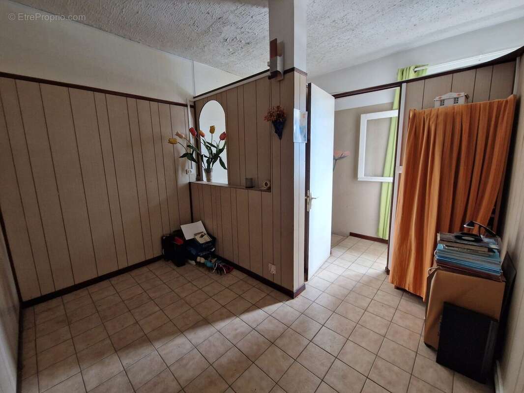 Maison 191 m² à Le Tampon  - photo 9