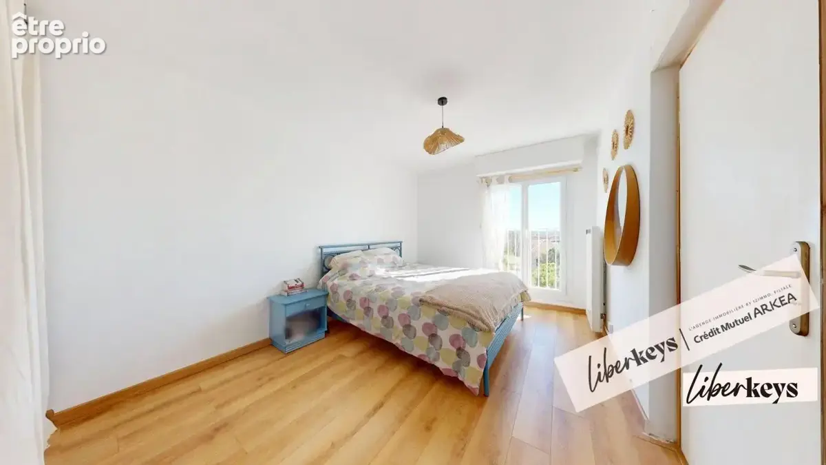 Appartement  3 chambres  de 80 m² et garage + parking. Résidence sécurisée proche de toutes commodités a Draguignan - photo 8