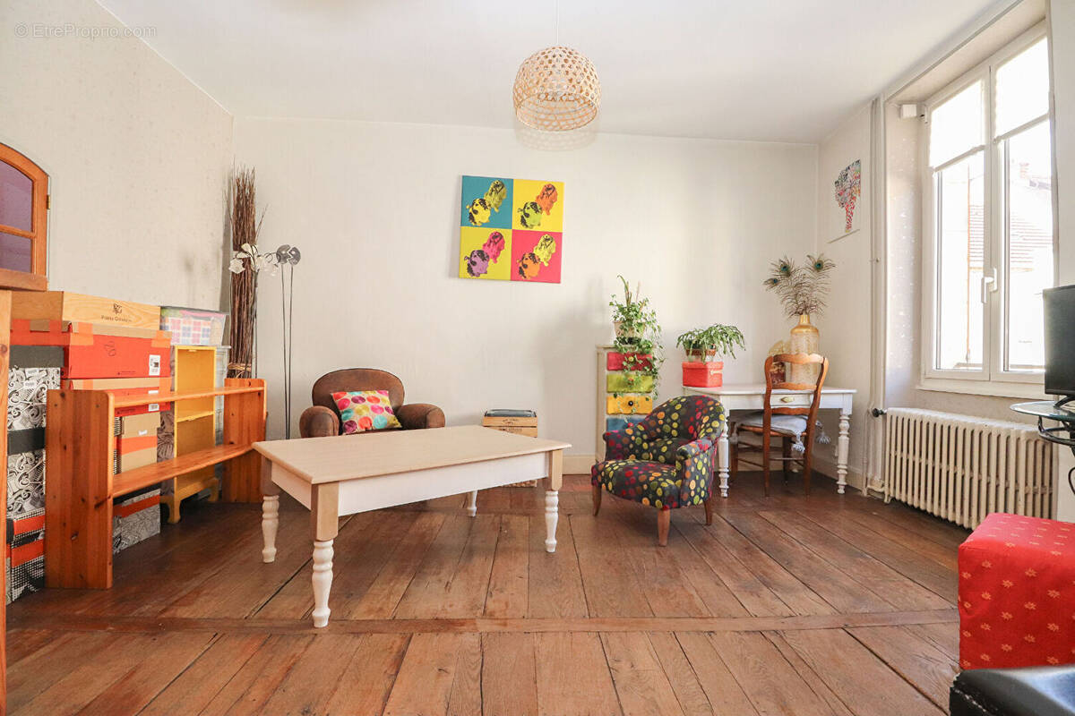 Maison à PLOMBIERES-LES-DIJON