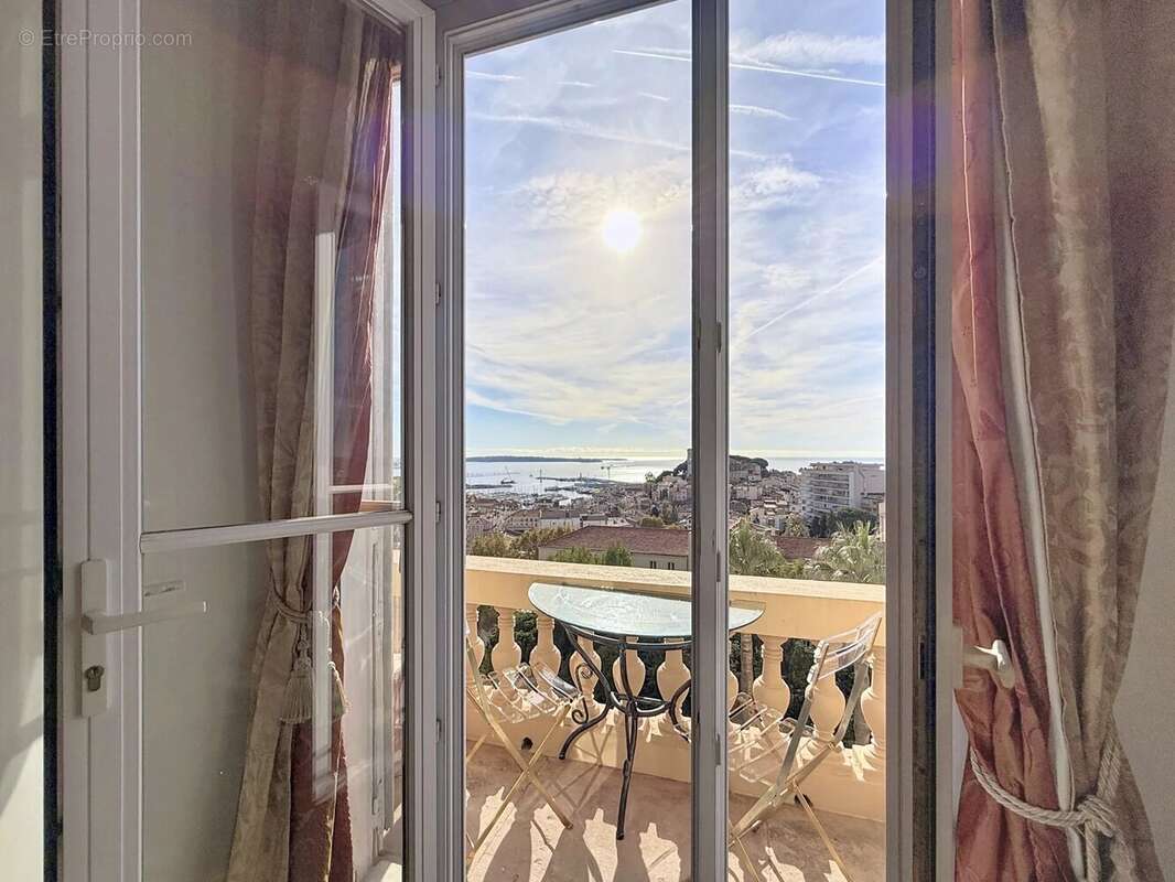 Appartement à CANNES