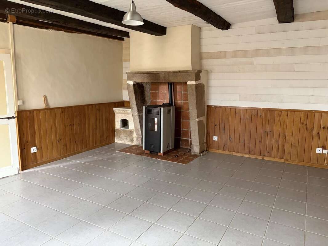 Jolie maison de village à Le Bourdeix - photo 4