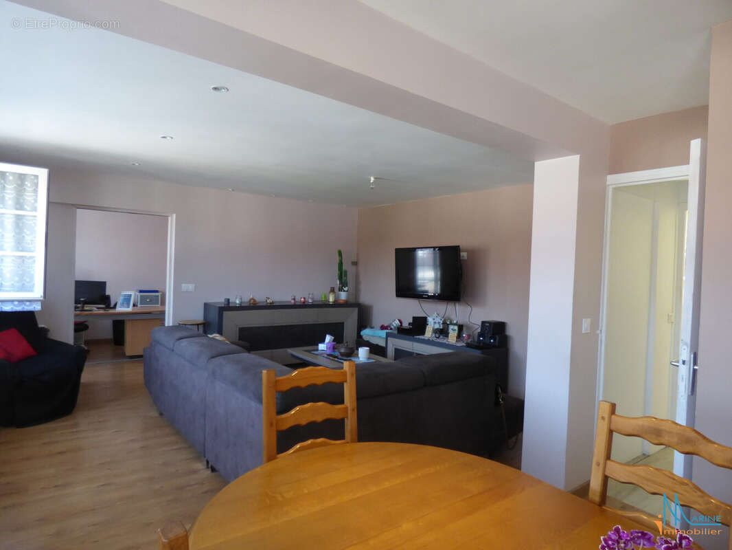 Maison à ROUXMESNIL-BOUTEILLES