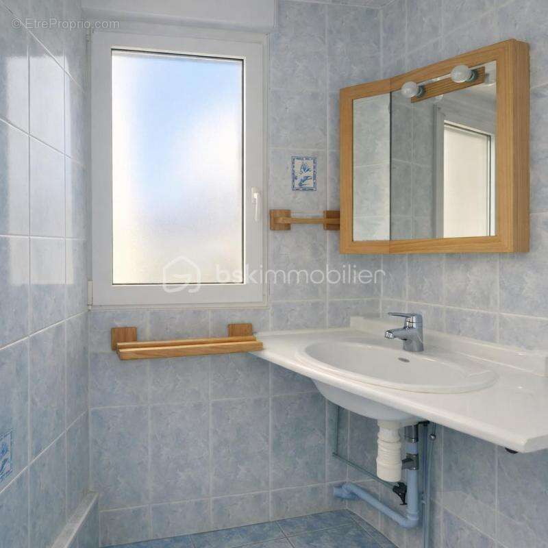 La Verrière – Maison individuelle 98 m² – 3 chambres – Terrain clos de 270 m² – Garage et annexes - photo 11