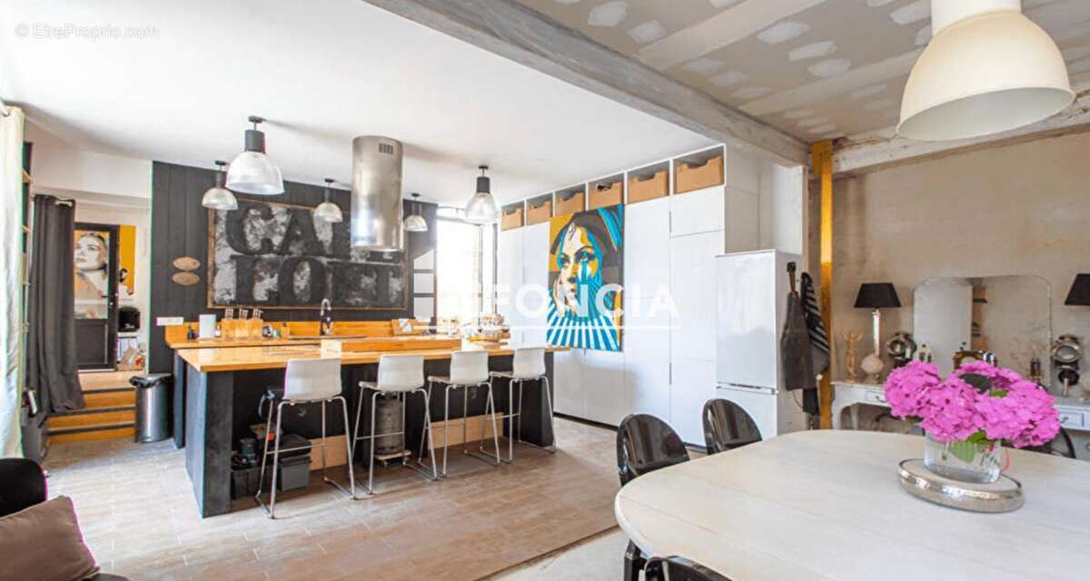 Maison à MONTLOUIS-SUR-LOIRE