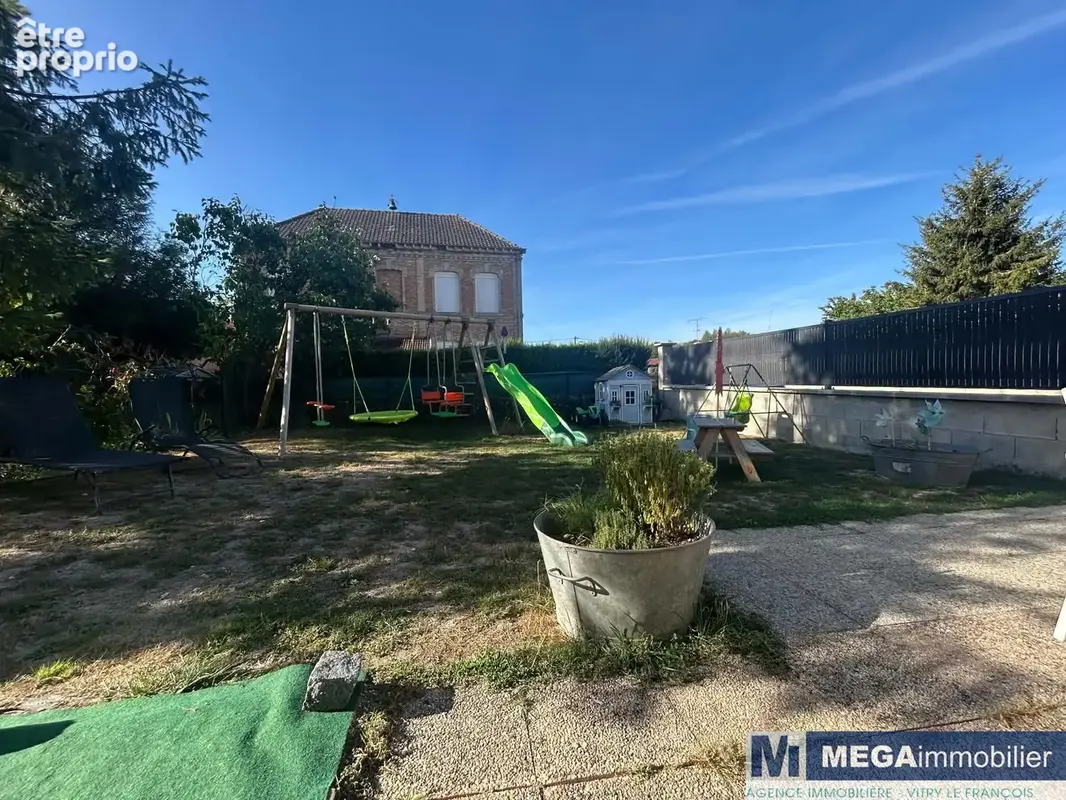 Maison rénovée à vendre - photo 11