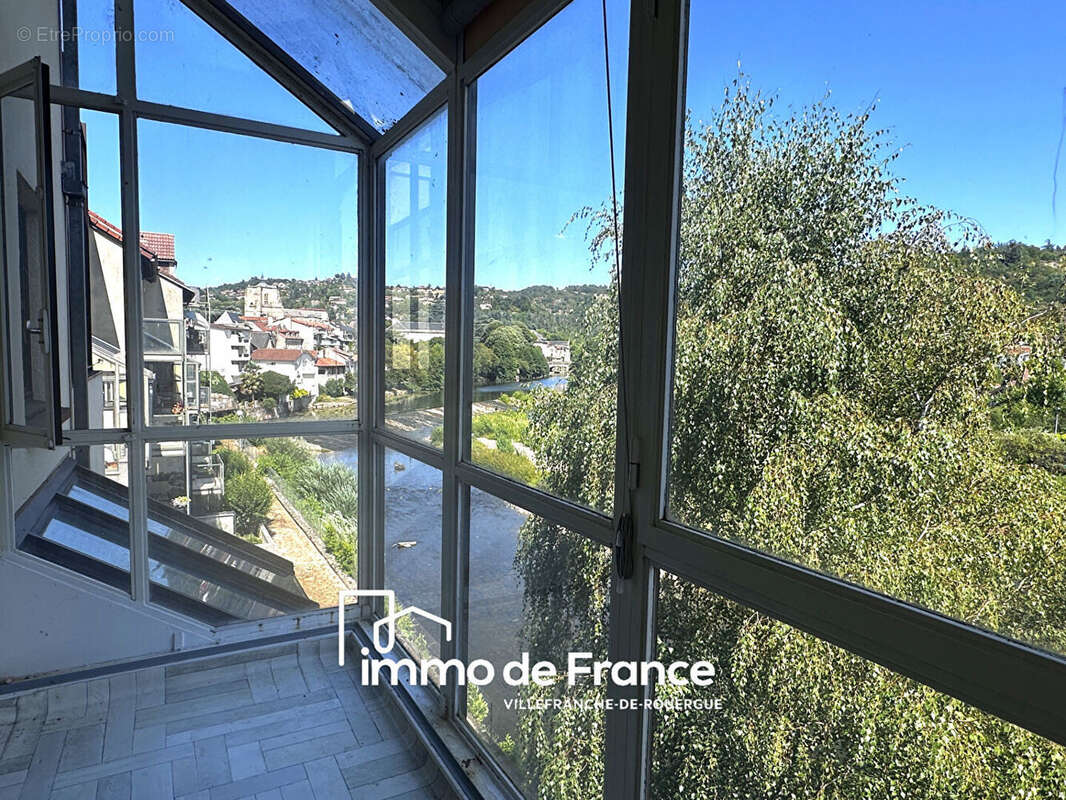 Appartement Villefranche de Rouergue 2 pièces 50 m² avec loggia, cellier et parking - photo 2