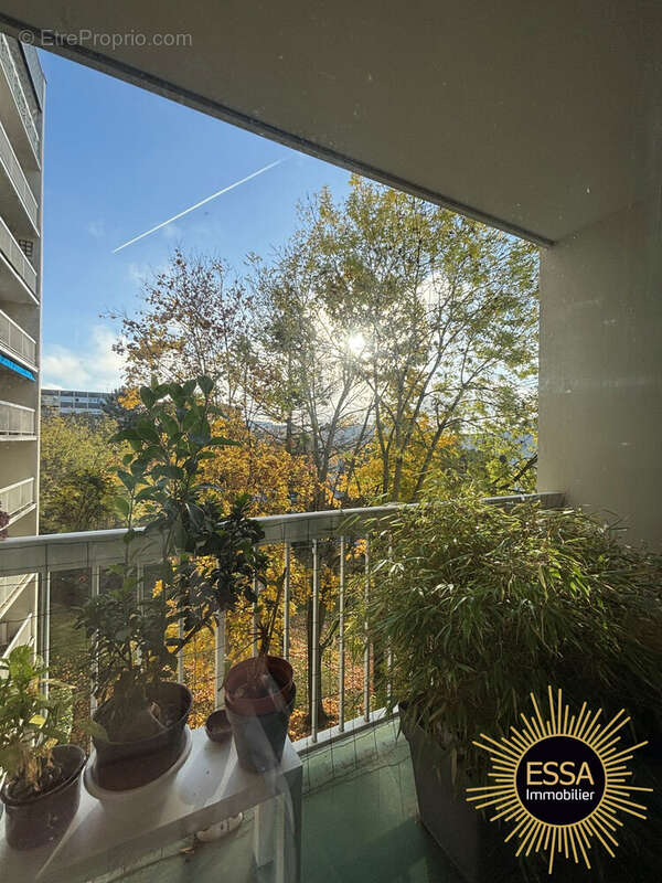 Appartement à VELIZY-VILLACOUBLAY