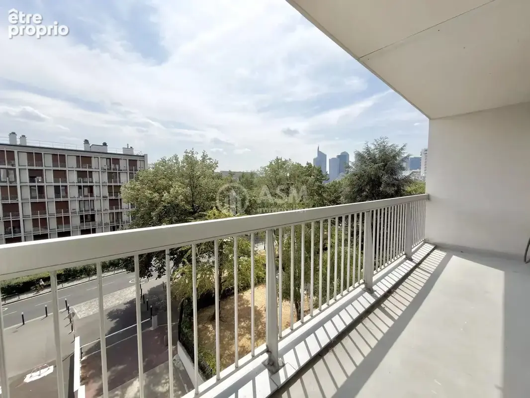 A VENDRE - 3 pièces très lumineux avec 2 balcons parking et cave - photo 12